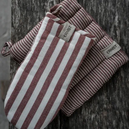 Pot holders & Oven mitts