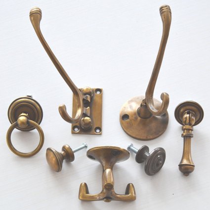 Hyllkonsoler, Knoppar & Krokar