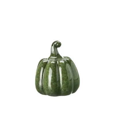 judy-pumpkin-in-green-porcelain-round