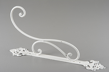 wall-hook-for-lanterns