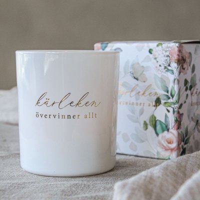 Votive "Kärleken övervinner allt", incl. gift box, White & Gold - Majas Cottage