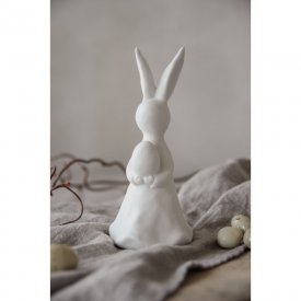 white-bunny-with-egg-large