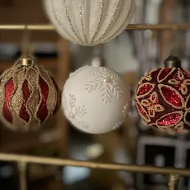 julkula-i-vitt-med-snöflinga-4-pack