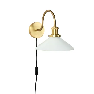 wall-lamp-brass-opal-glass