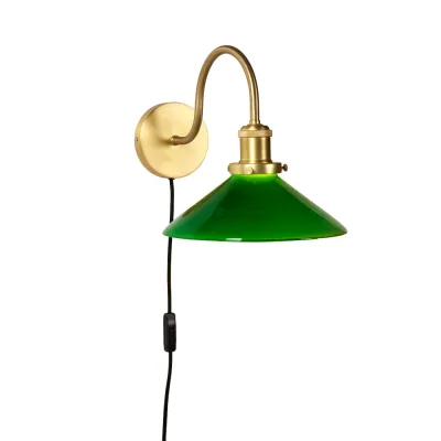 wall-lamp-brass-green-glass