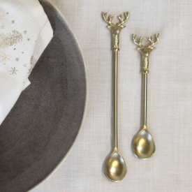 xmas-spoon-with-red-deer-brass