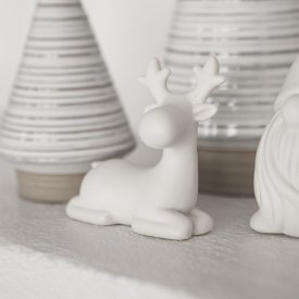 laying-decoration-reindeer-white-matt-ceramic