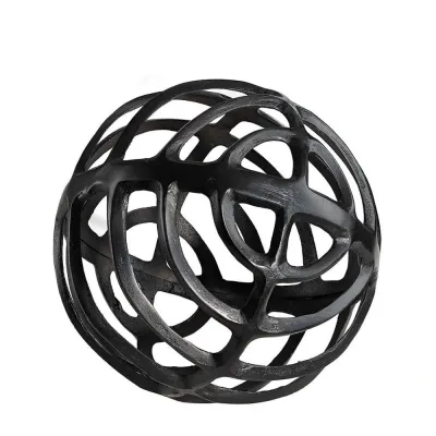 ball-decoration-in-black-aluminum
