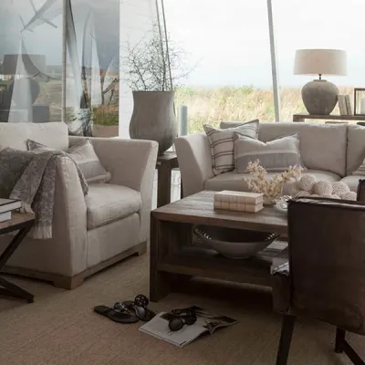 bison-coffee-table-elmwood-from-Artwood