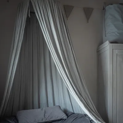 lime-paint-pebble-from-kalklitir