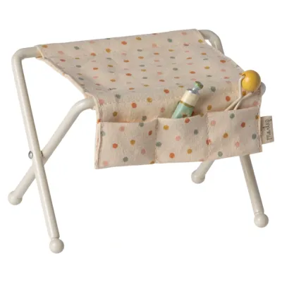 nursery-table-for-baby-mouse-from-maileg