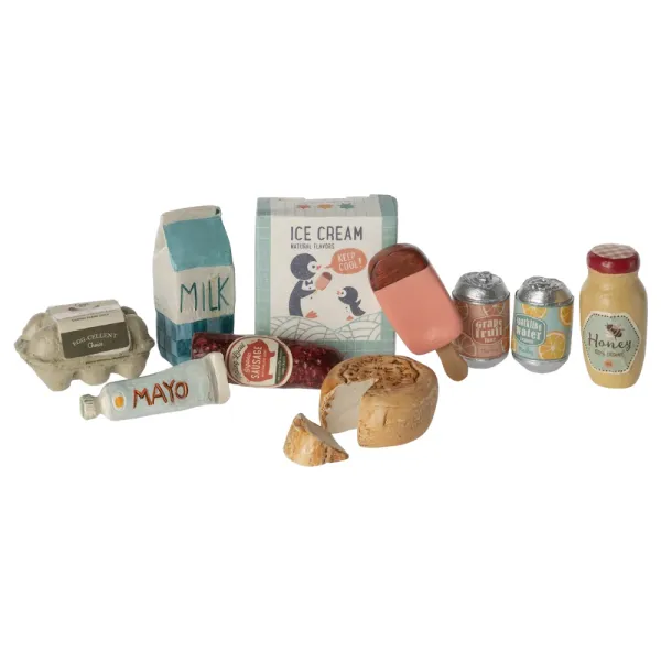 miniature-grocery-box-maileg