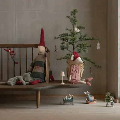 tomte-pixypojke-storlek-6-Frostvind-med-tröja-från-Maileg