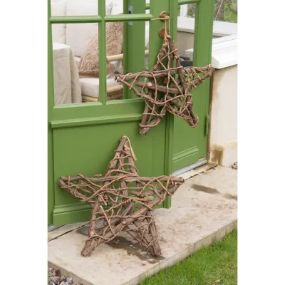 stjärna-i-trä-hängande-dekoration-från-a-lot-decoration