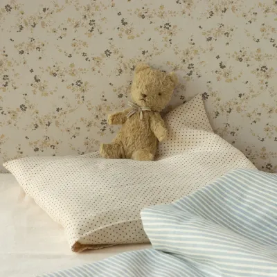 min-första-nalle-i-ljusblå-presentask-från-maileg