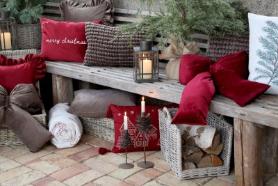 Christmas Decoration Bow in Velvet Cherry - Chic Antique