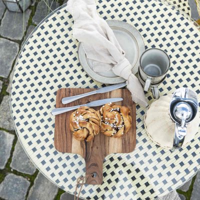 Termosen på bord ute ovanifrån - Ib Laursen