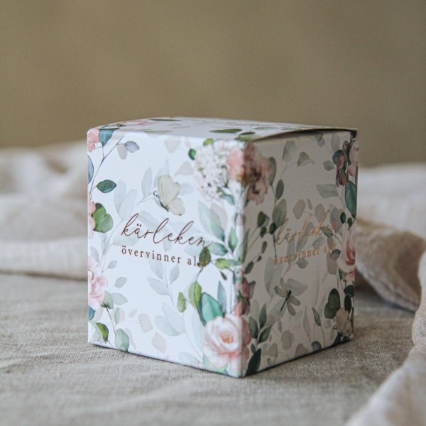 Votive "Kärleken övervinner allt", incl. gift box, White & Gold - Majas Cottage