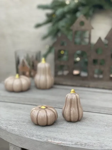 Keramikpumpa Fenja med guldstjälk, 2-pack (Form-mix) – Mitt & Ditt