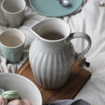 mynte-kanna-1,7-liter-lattefärgad