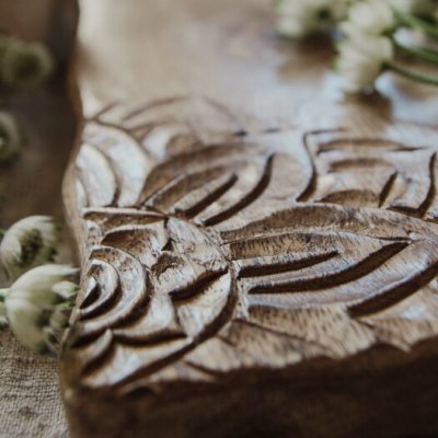 cutting-board-fleur-mango-length-31cm