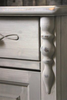 vintage-paint-warm-latte