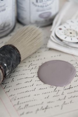 vintage-paint-delightful-plum