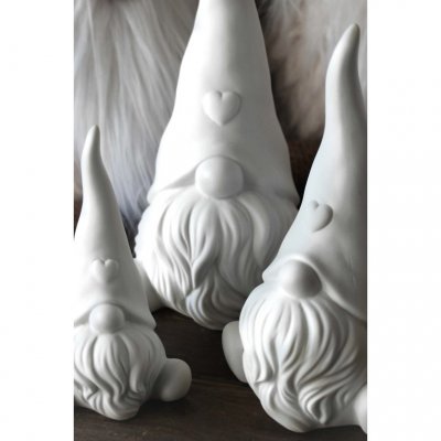 tomte-hjärtlig-vit-keramik