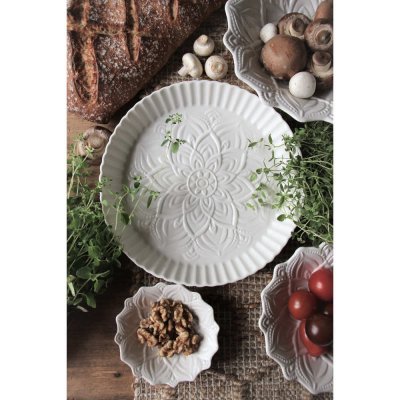 pie-dish-mandala-white-ceramic