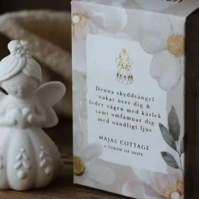 token-guardian-angel-lucky-figurine-white-majas-cottage