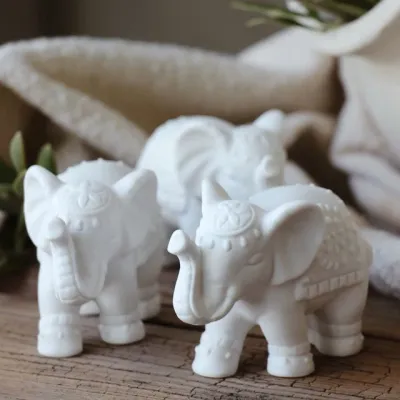 elefant-token-lyckofigur-vit-majas-cottage