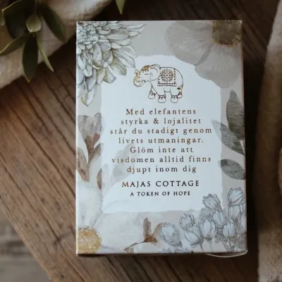 elefant-token-lyckofigur-vit-majas-cottage