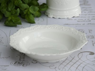 deep-plate-provence-romantic-white-porcelain