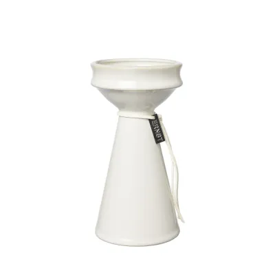 flower-bulb-vase-in-off-white-stoneware-medium