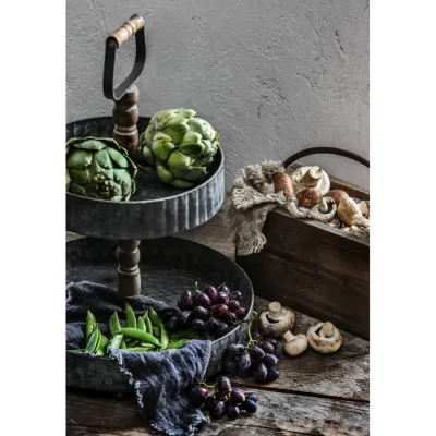 two-tiered-dish-in-zinc-and-wood
