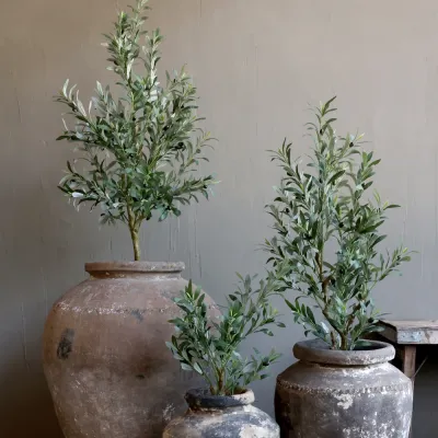 konstgjort-naturtroget-olivträd-två-storlekar