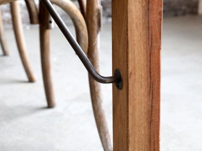 träbord-grimaud-chic-antique