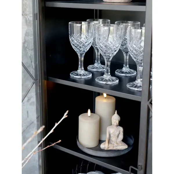 Vitrinskåp på hjul med glasluckor, Antiksvart - Chic Antique