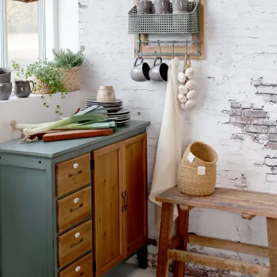 sideboard-in-opal-and-wood-with-drawers-and-doors