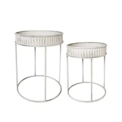 sidobord-i-metall-antikcreme-set-om-två