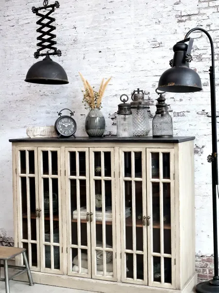 Vitrinskåp m. 6 luckor - Chic Antique