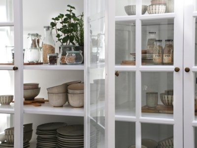 double-display-cabinet-white