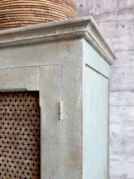 linen-cabinet-antique-opal-chic-antique