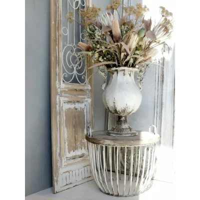 dörr-med-järndekor-chic-antique