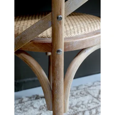 matstol-med-kryssrygg-och-rottingsits