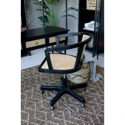 black-swivel-chair-in-wood-and-rattan