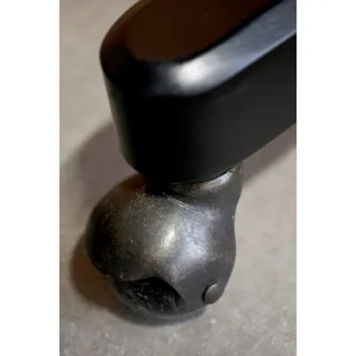 black-swivel-chair-in-wood-and-rattan