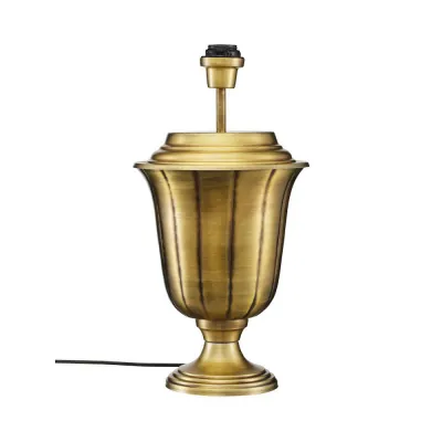 urnformad-bordslampa-med-vit-blombladsliknande-skärm