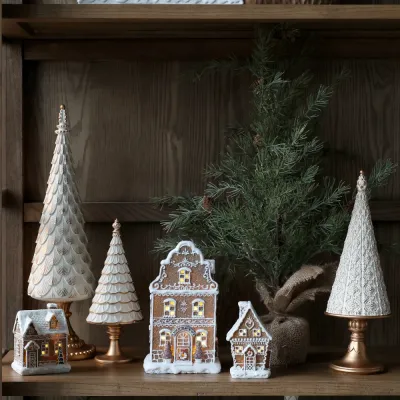 pepparkakshus-no.4-med-led-brun-från-chic-antique