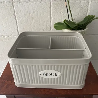 hugo-plåtburk-apotek-beige